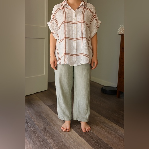 JANE AND DELANCEY | Delicate Plaid Button-Up Dolman Short Sleeve Shirt - Picture 1 of 14